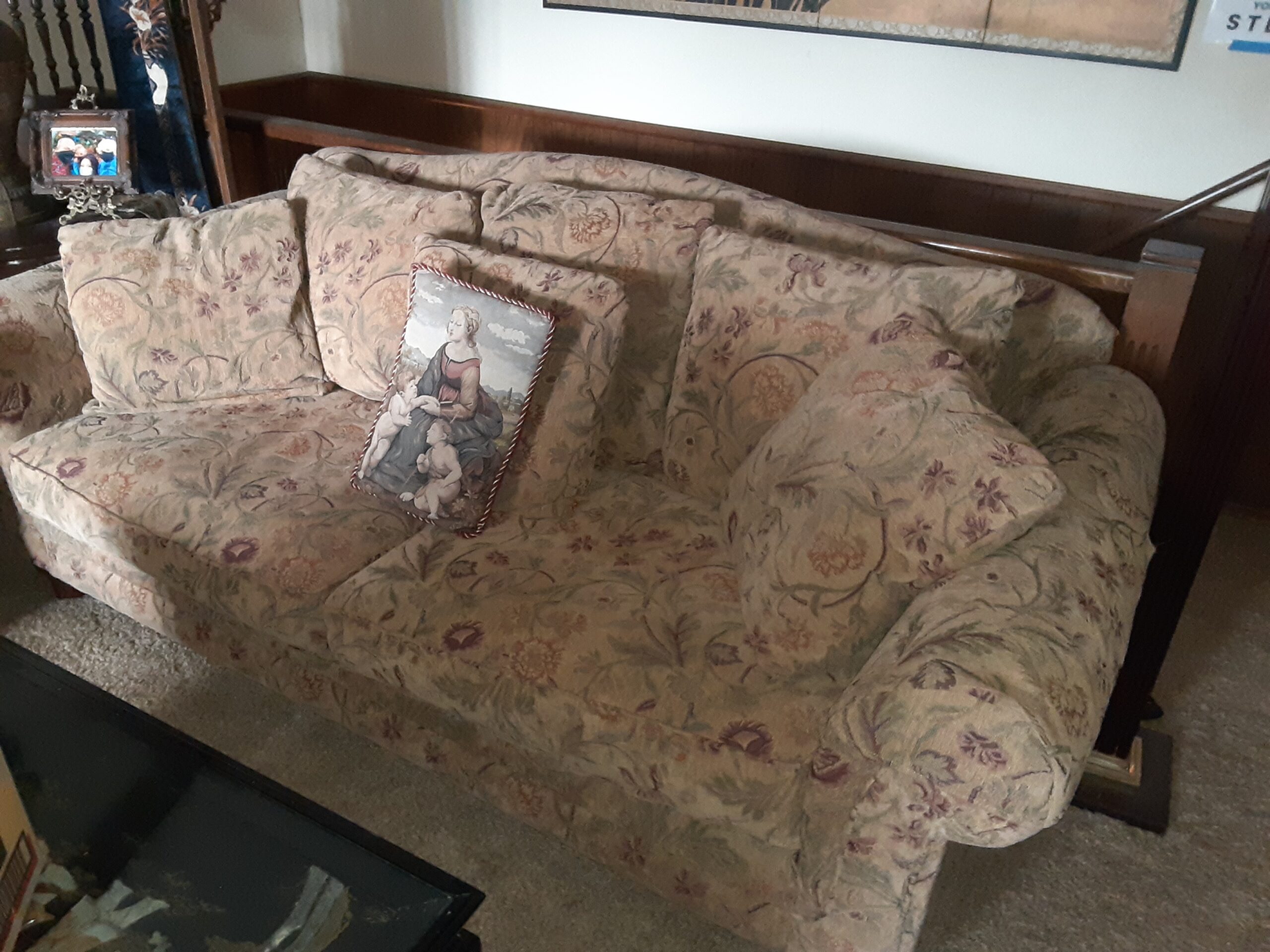 Choose the best estate sale company in Hutchinson KS